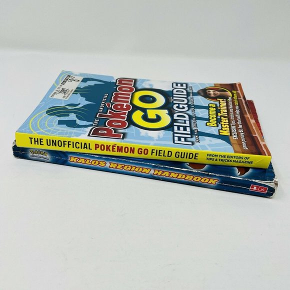 Pokemon Books (Lot of 2) - Pokemon Go Field Guide & Kalos Region Handbook Used - Picture 3 of 10
